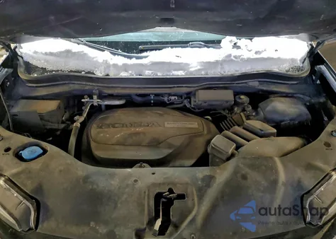 2019 Honda Passport Touring z USA, uszkodzony, nr VIN 5FNYF7H96KB006192